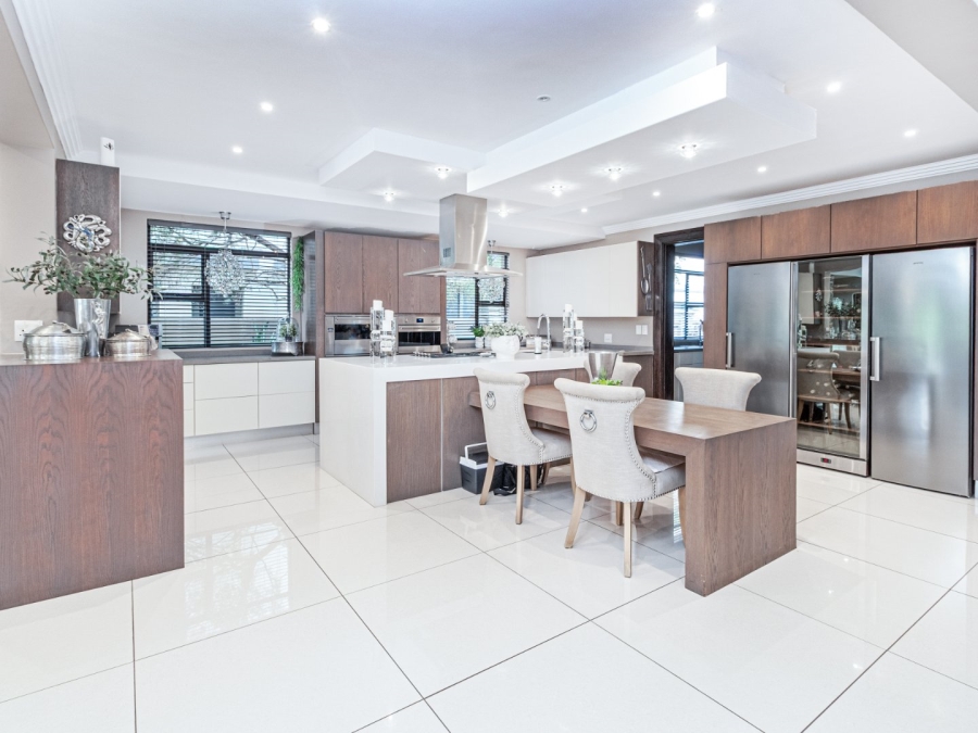 5 Bedroom Property for Sale in Pecanwood Estate North West